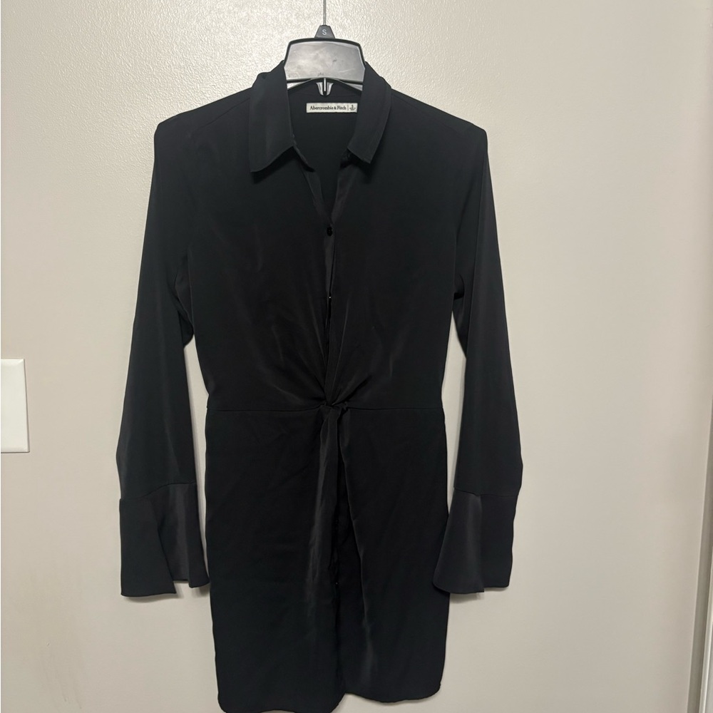 Abercrombie Women's Black Tie Front Dress